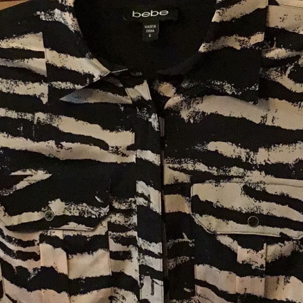 Super Cute and Classy Bebe Silky Dress Shirt - Picture 5 of 7